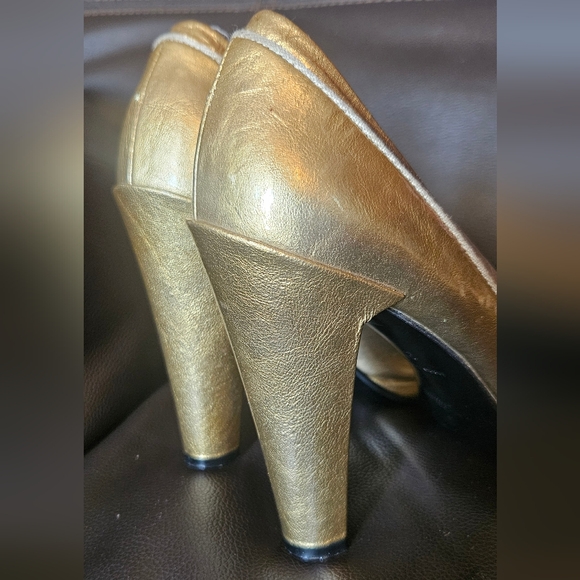 Marc Jacobs Gold Leather Peep Toe Bow Pumps Open Toe Chunky High Heels Size 37 6 - Picture 9 of 16